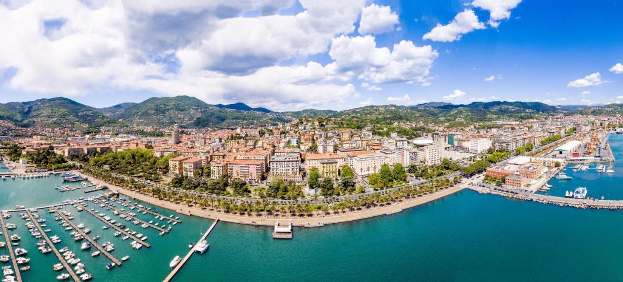 Il Cielo In Una Stanza La Spezia Ngoại thất bức ảnh